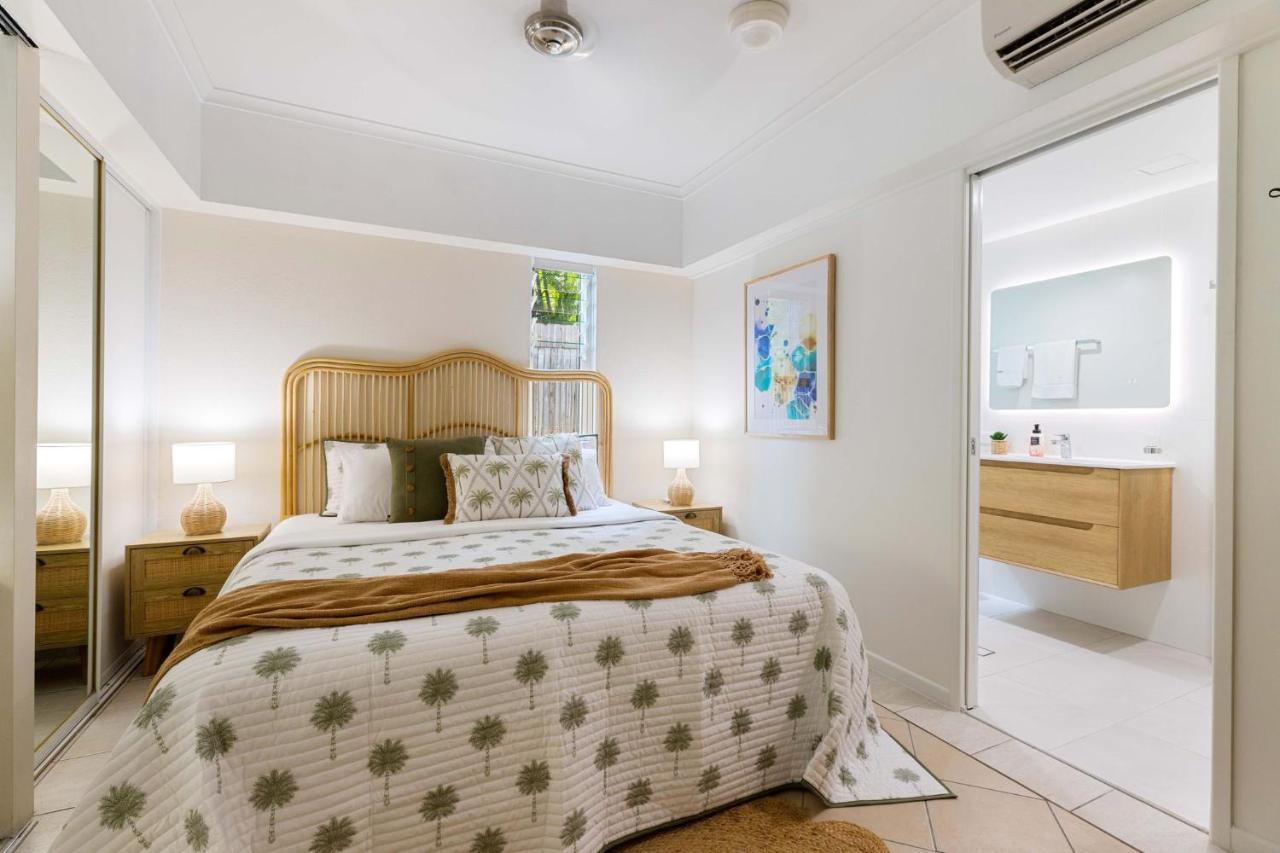 Oasis Luxe On Macrossan Street - Stylish Residence Port Douglas Buitenkant foto