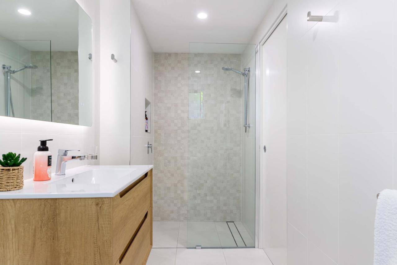 Oasis Luxe On Macrossan Street - Stylish Residence Port Douglas Buitenkant foto